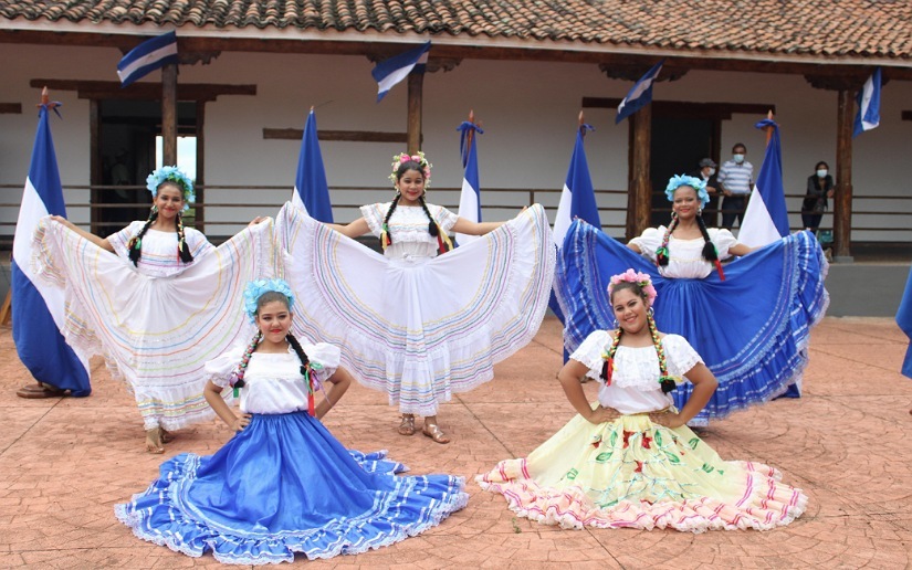 trajes